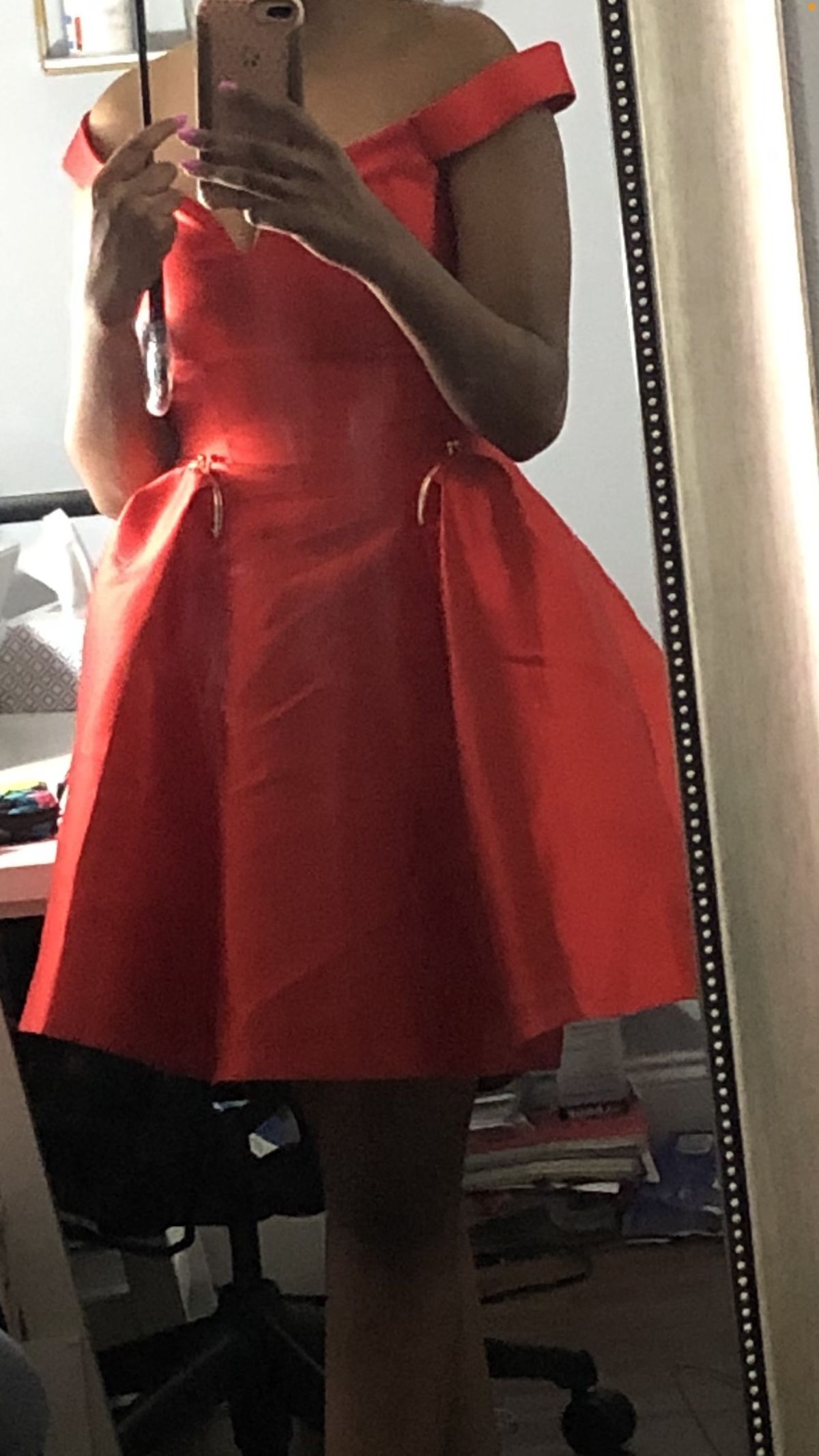 Size 8 Pageant Red Cocktail Dress on Queenly