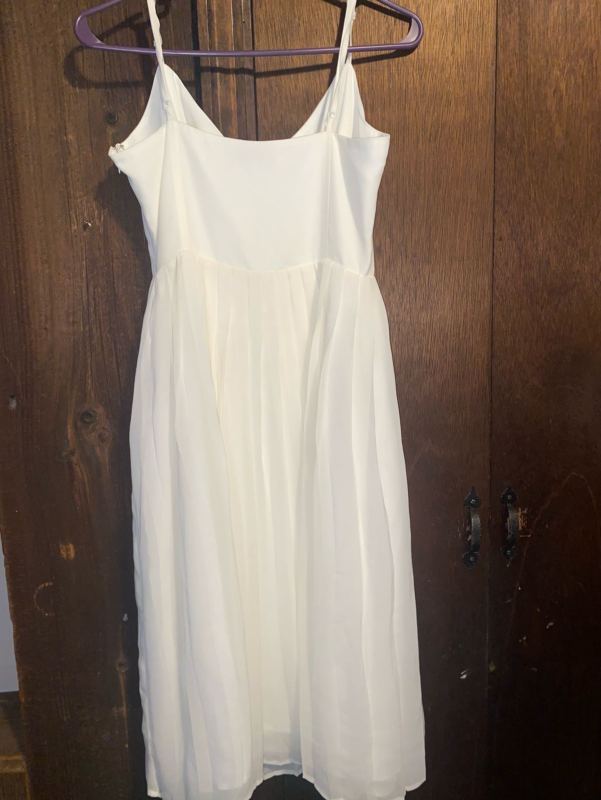 Size 2 Homecoming Satin White A-line Dress on Queenly