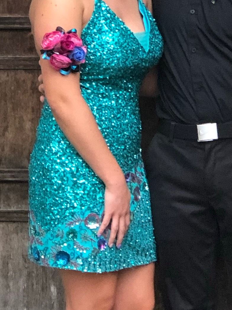 Size 10 Homecoming Sequined Multicolor Cocktail Dress on Queenly