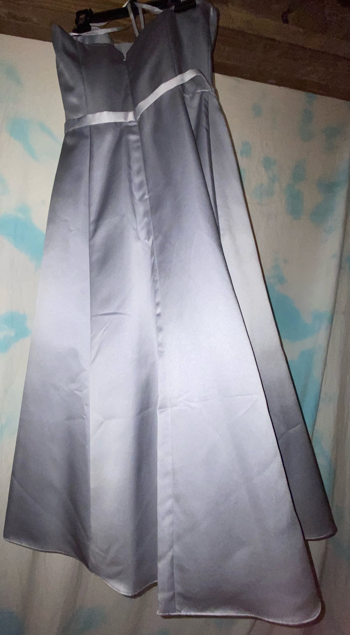 Michael Angelo Size 4 Homecoming Silver Ball Gown on Queenly