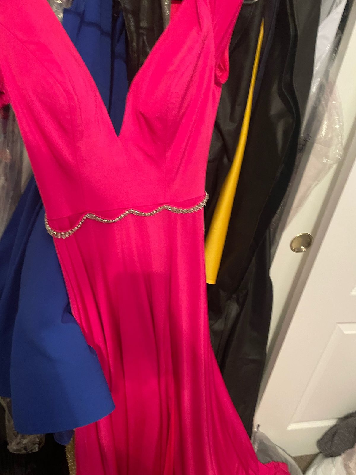 Jovani Size 2 Prom Plunge Hot Pink Floor Length Maxi on Queenly