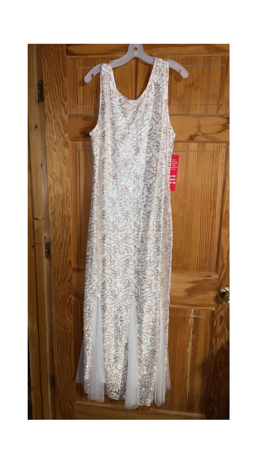 Plus Size 18 Prom White Floor Length Maxi on Queenly