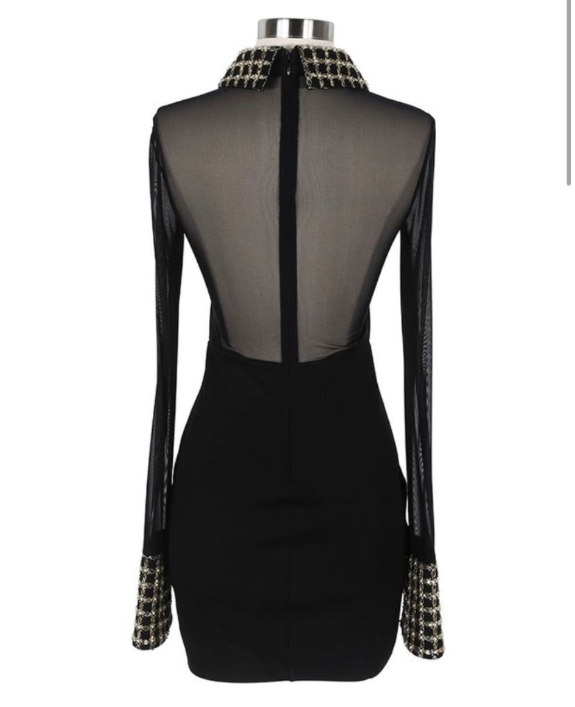 Size 4 Long Sleeve Sheer Black Cocktail Dress on Queenly