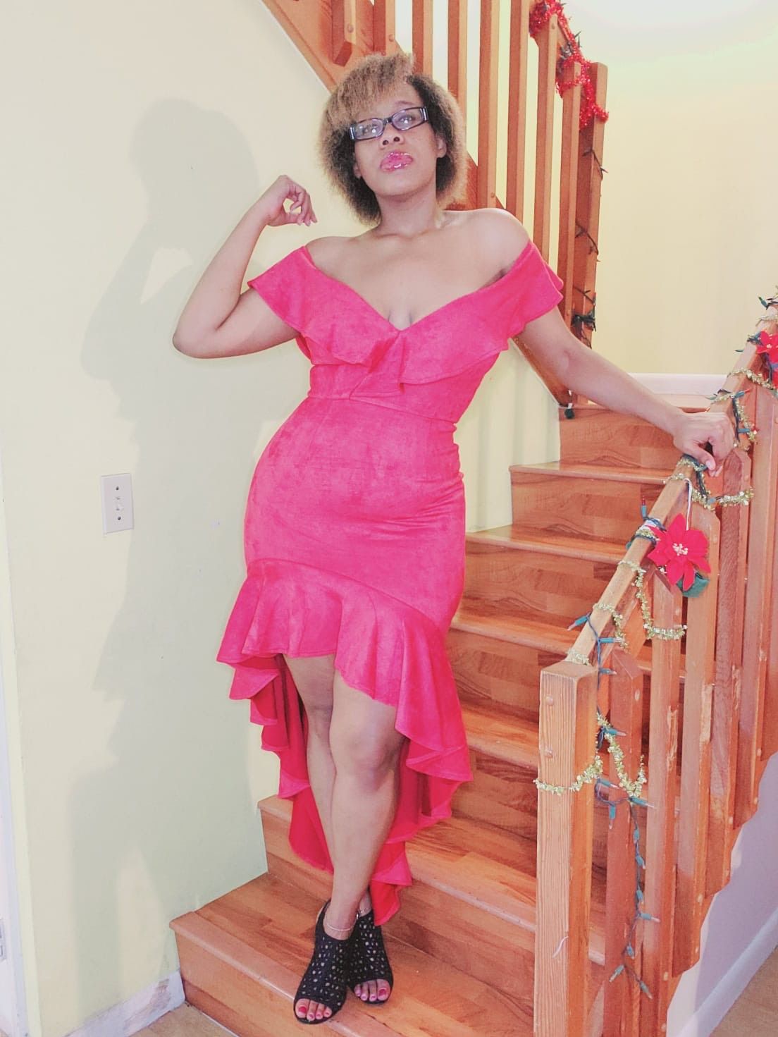 Size 10 Off The Shoulder Red A-line Dress on Queenly
