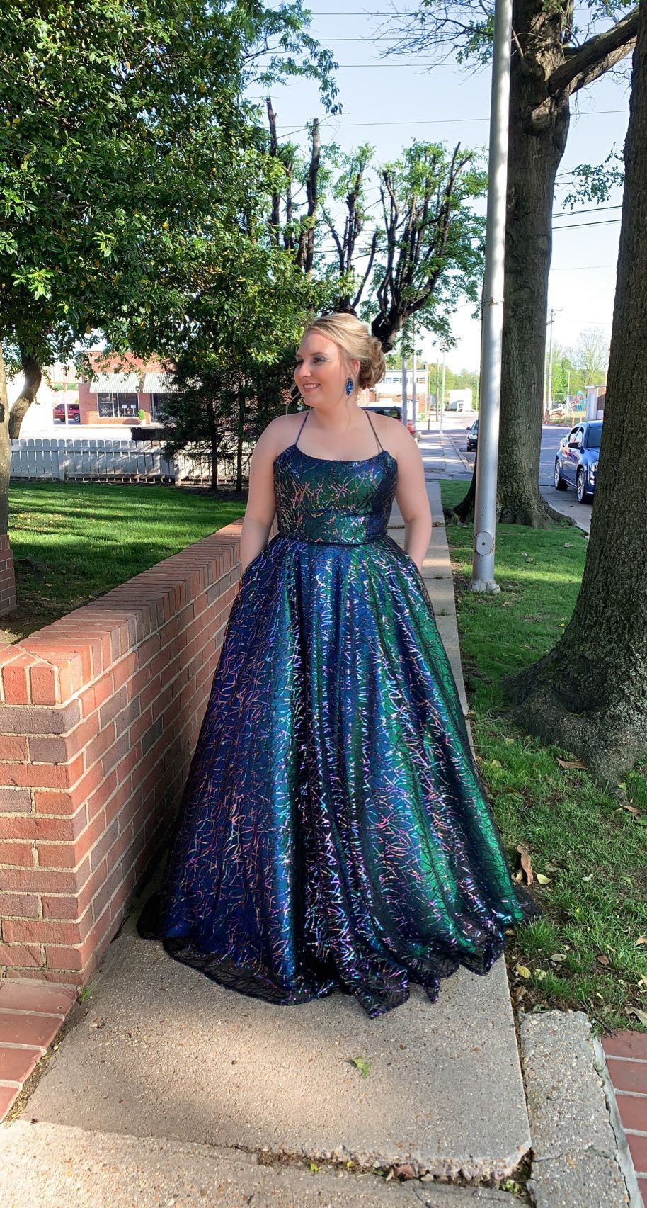 Size 14 Prom Multicolor A-line Dress on Queenly