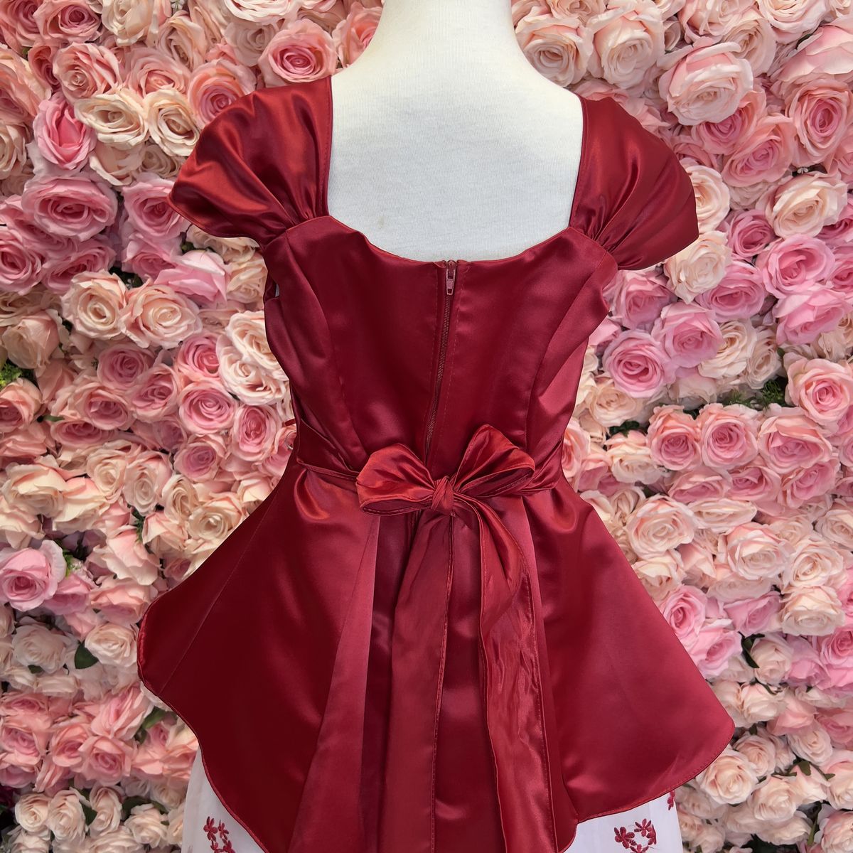 Girls Size 10 Wedding Guest Cap Sleeve Satin Red A-line Dress on Queenly