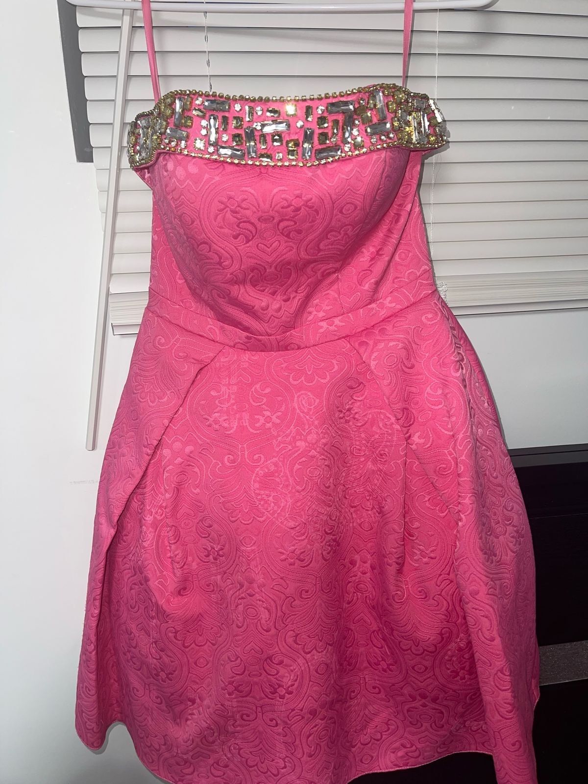 Mac Duggal Size 2 Prom Sequined Light Pink Cocktail Dress on Queenly
