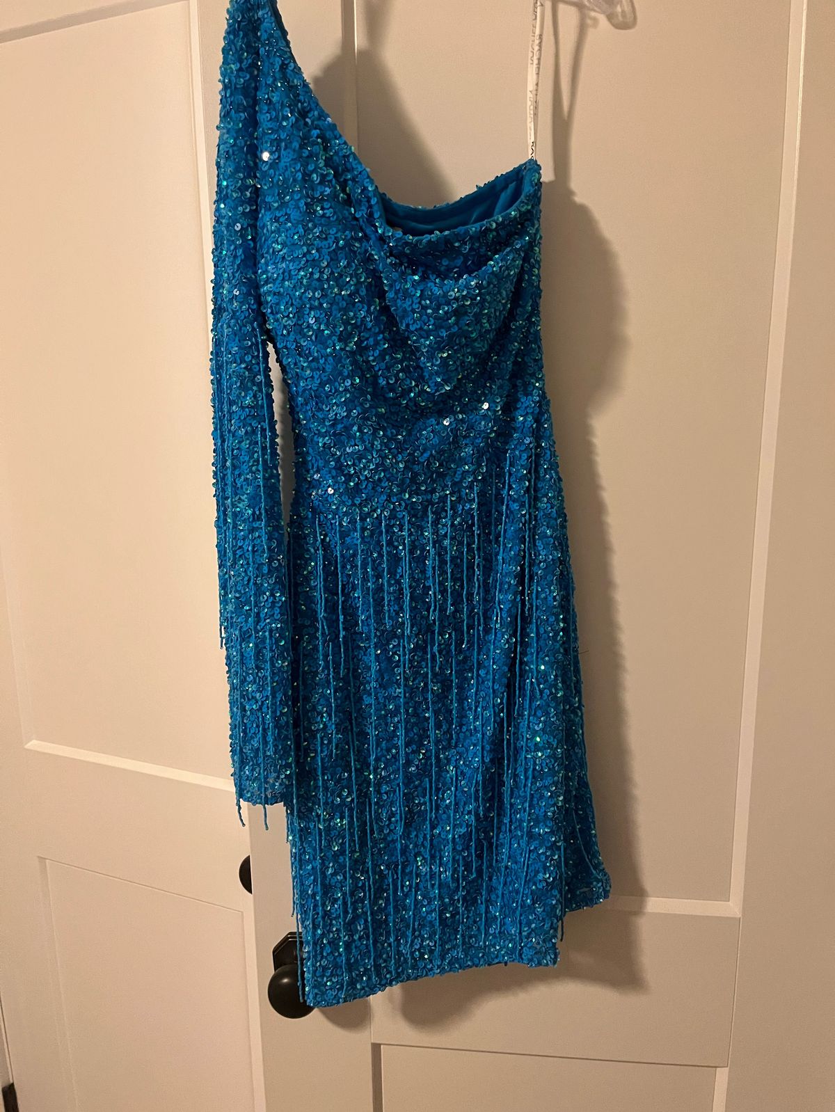 Rachel Allan Size 4 Homecoming Long Sleeve Sequined Blue Cocktail Dress on Queenly