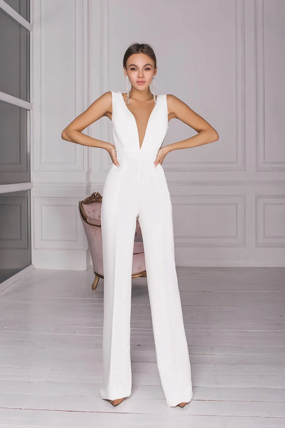 Size 0 Pageant White Formal Jumpsuit on Queenly
