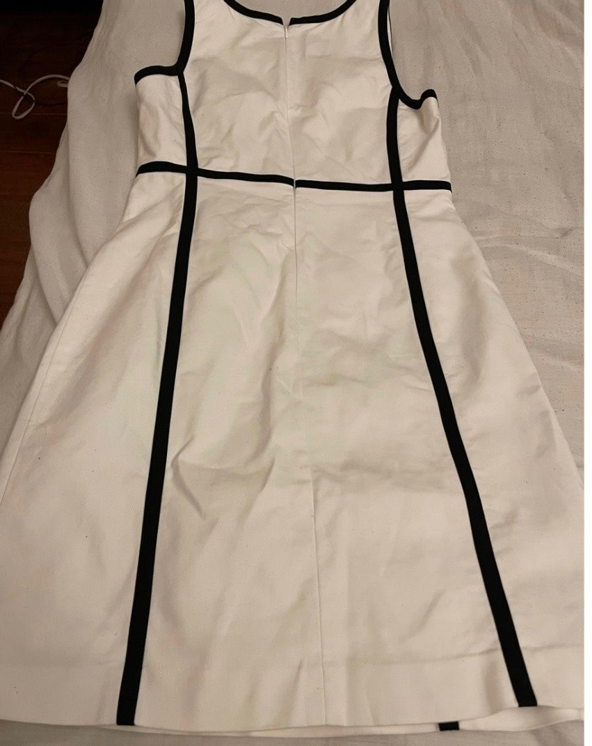 Michael kors Size 10 White Cocktail Dress on Queenly