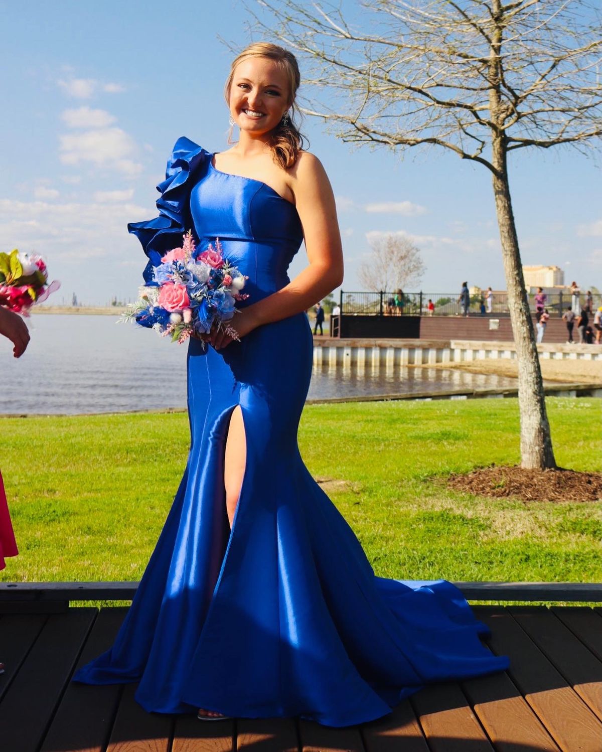 Ashley Lauren Size 2 Prom Royal Blue Side Slit Dress on Queenly