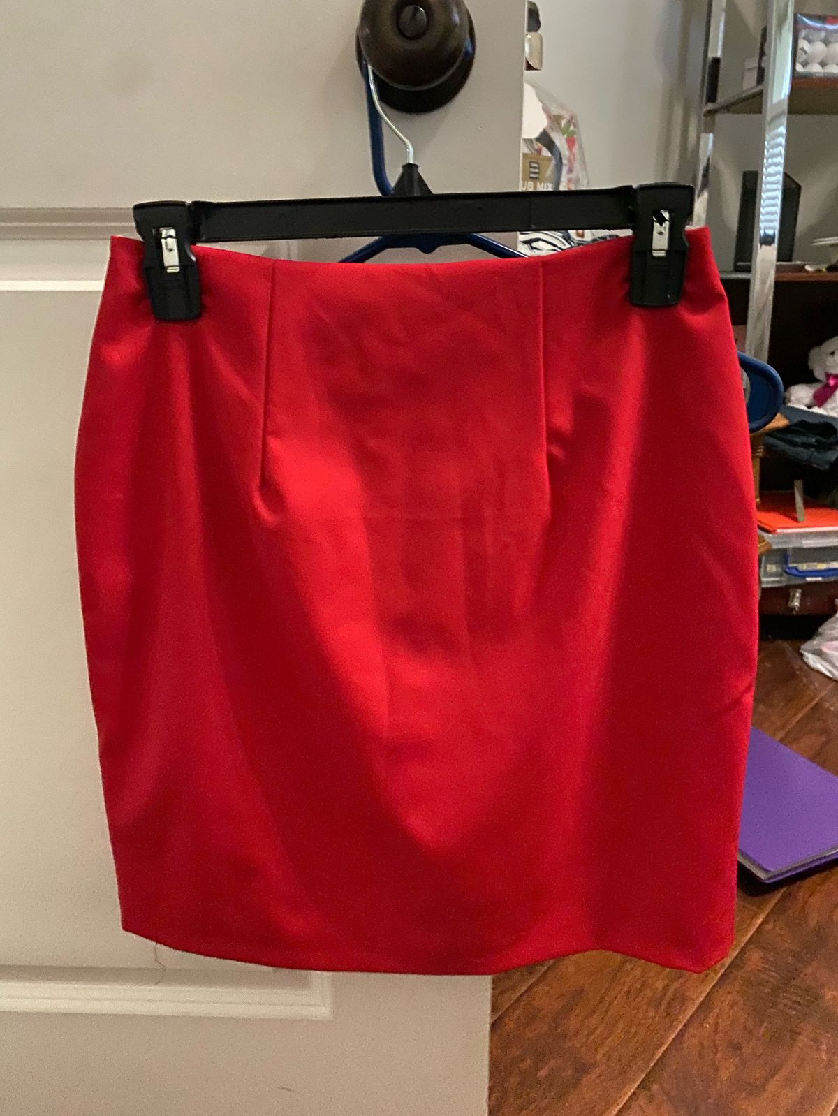 Alec Size 6 Homecoming Red Cocktail Dress on Queenly
