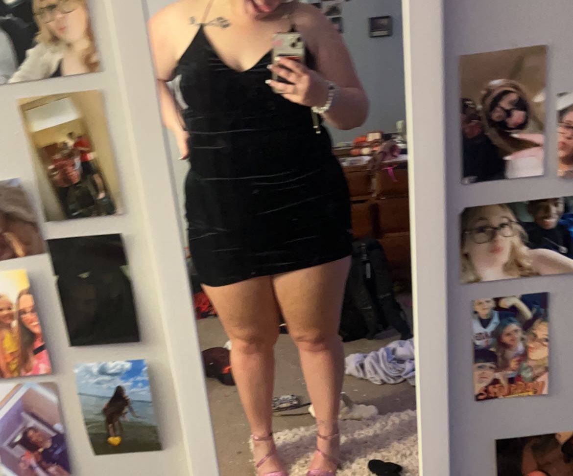 Plus Size 18 Homecoming Black Cocktail Dress on Queenly
