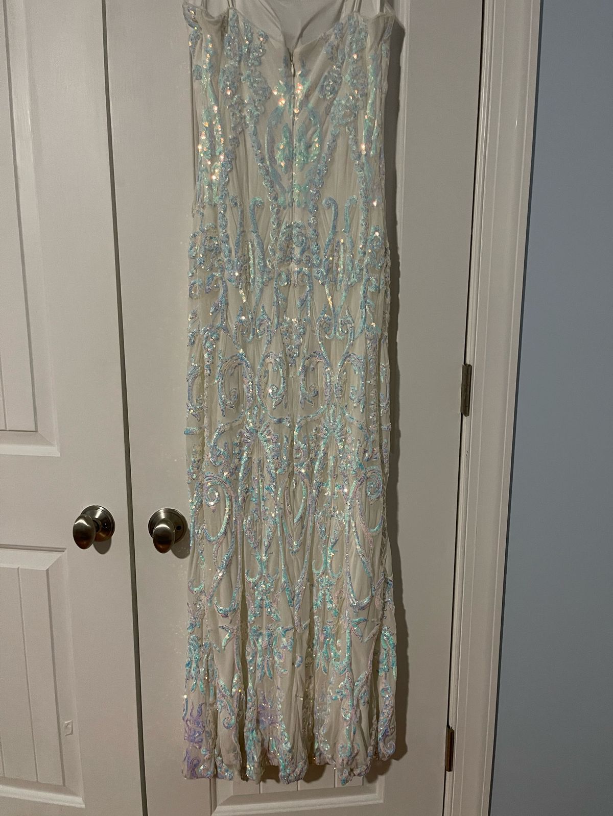 Size 8 Prom Sequined White Floor Length Maxi on Queenly