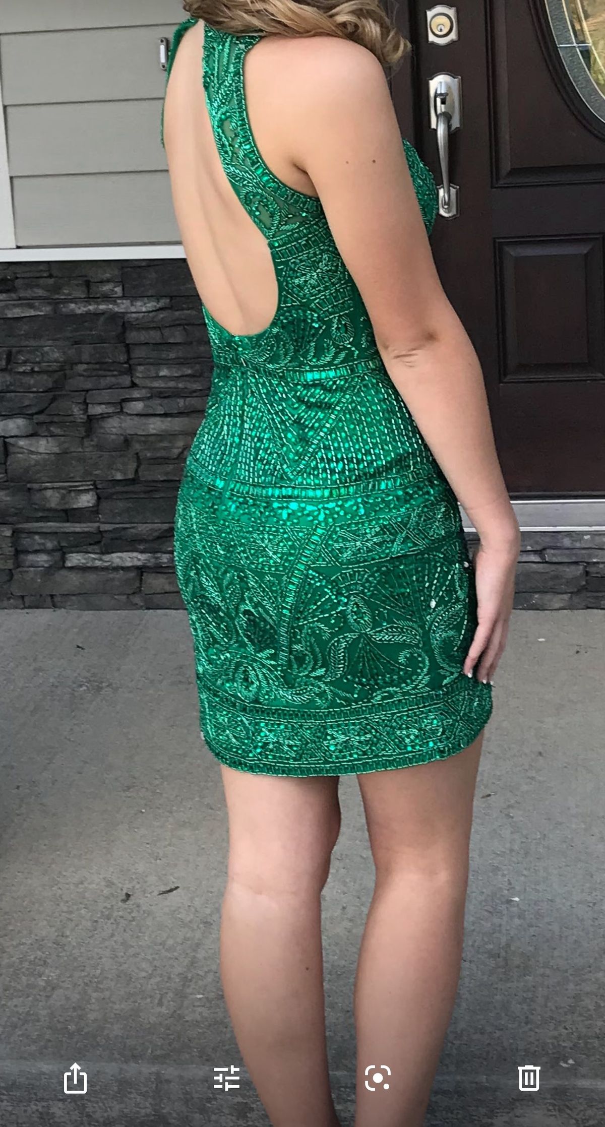 Size 4 Homecoming Green Cocktail Dress on Queenly