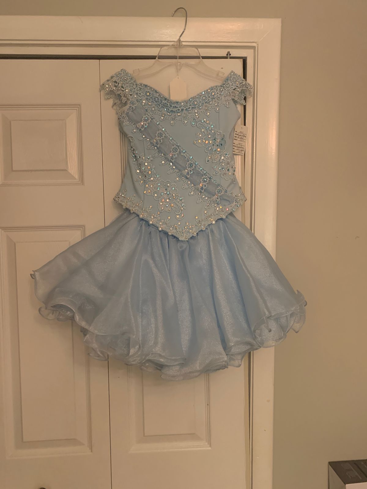 Feisty LeRaye Girls Size 6 Pageant Blue Ball Gown on Queenly