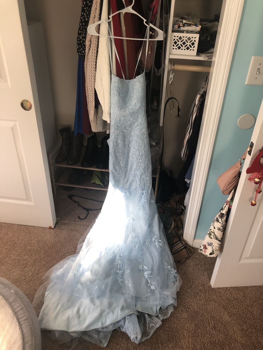 David's Bridal Size 6 Prom Sheer Blue Mermaid Dress on Queenly