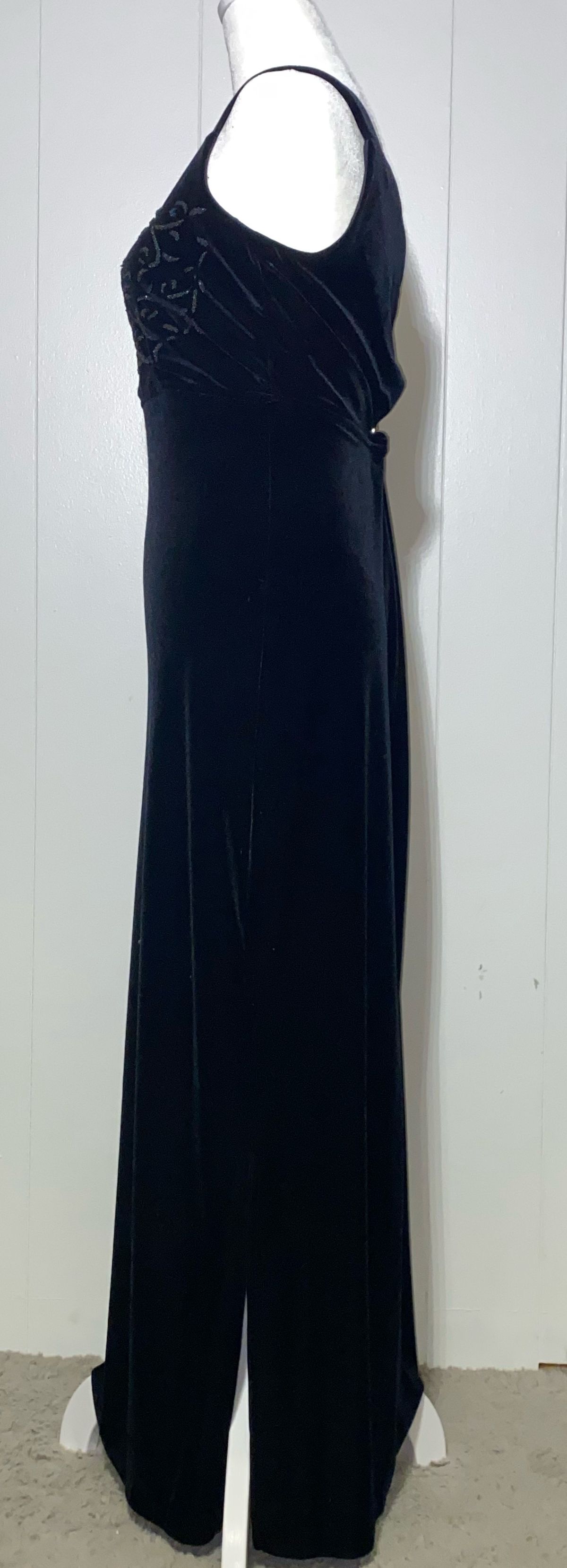 Rabbit Size 6 Velvet Black A-line Dress on Queenly