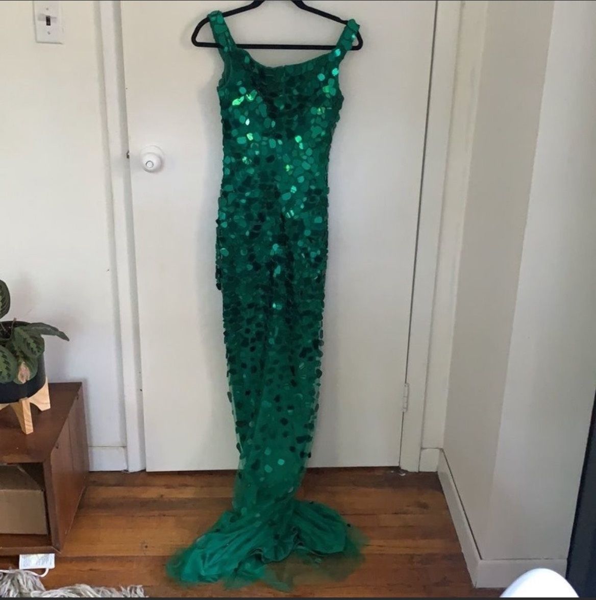Style 02500 Jovani Size 4 Prom Off The Shoulder Sequined Emerald Green Mermaid Dress on Queenly