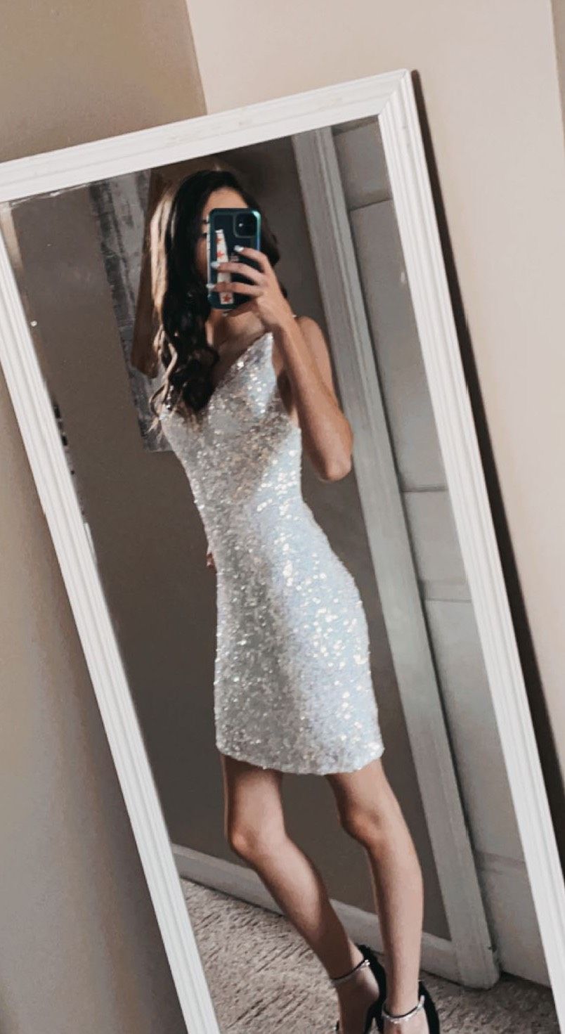 Alyce Paris Size 4 Homecoming Sequined White Cocktail Dress on Queenly