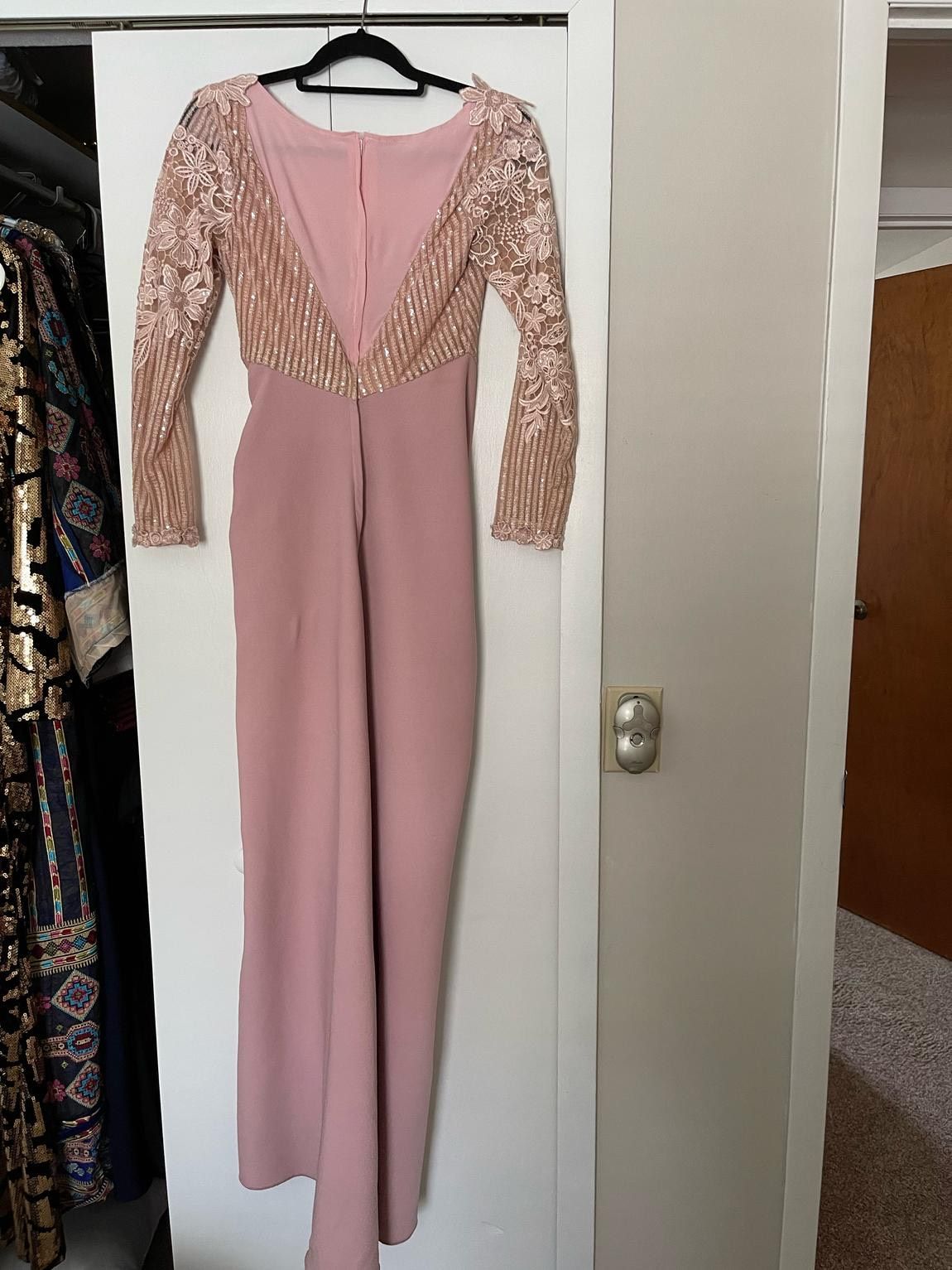Size 6 Prom Long Sleeve Rose Gold Floor Length Maxi on Queenly