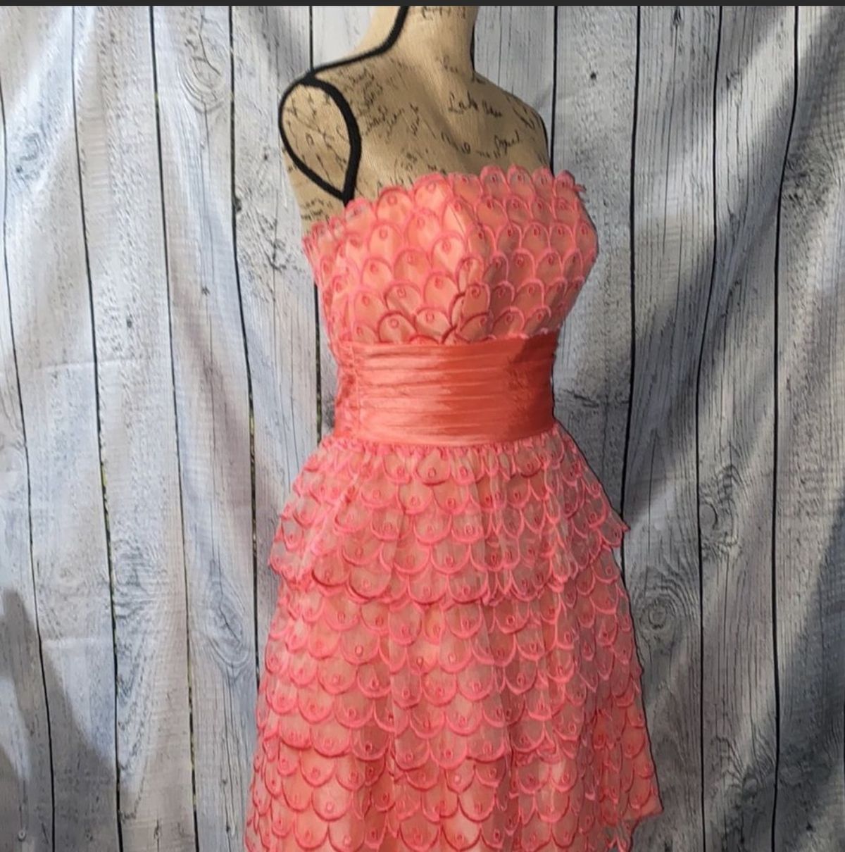 Jovani Size 2 Prom Strapless Lace Coral A-line Dress on Queenly