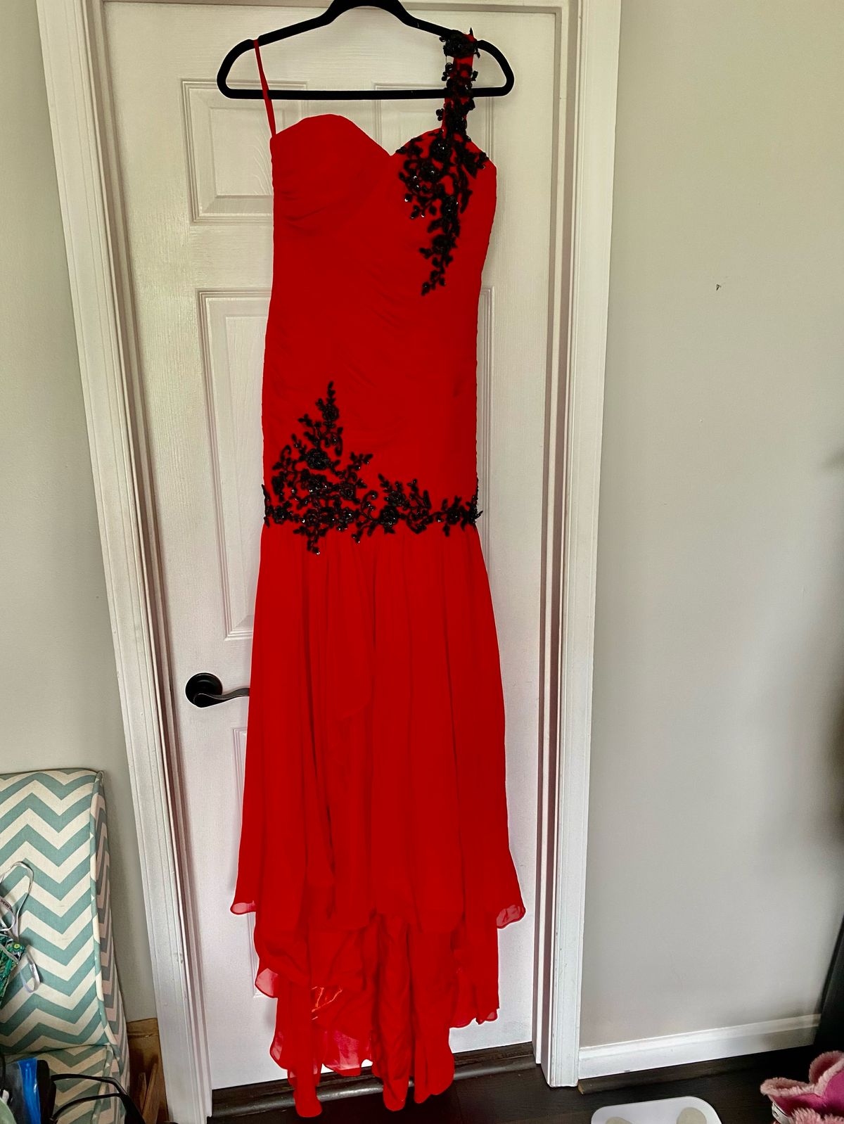 Size 10 Pageant Red Mermaid Dress on Queenly