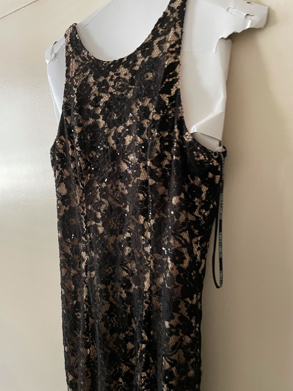 Vince camuto Size 10 Wedding Guest Lace Black Mermaid Dress on Queenly