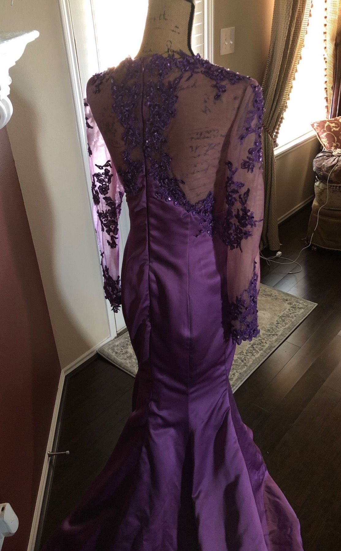 Size 6 Prom Lace Purple Mermaid Dress on Queenly