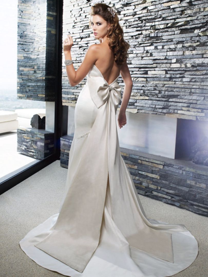 Style CB002 Casablanca Size 8 Wedding Strapless Satin White Mermaid Dress on Queenly