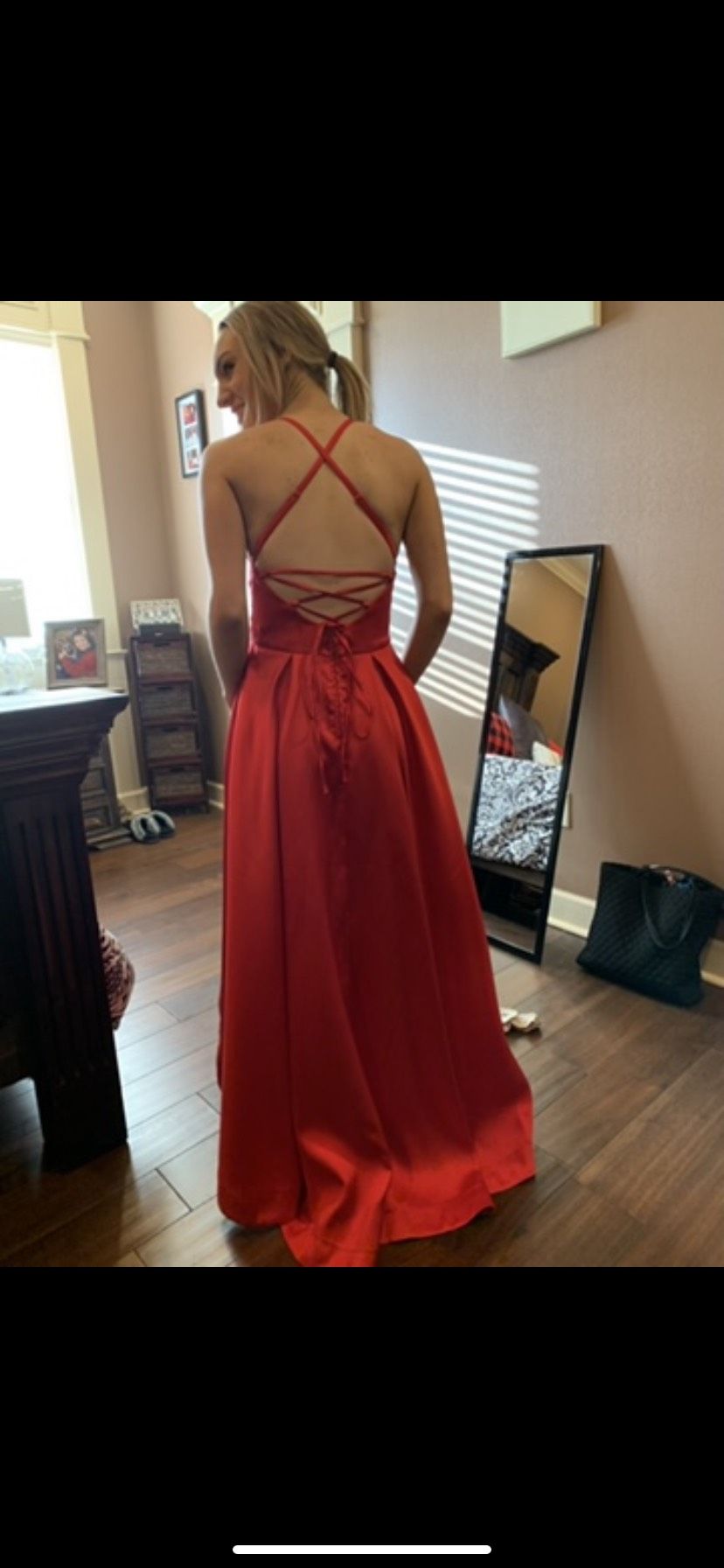 Size 2 Prom Red Dress With Train on Queenly