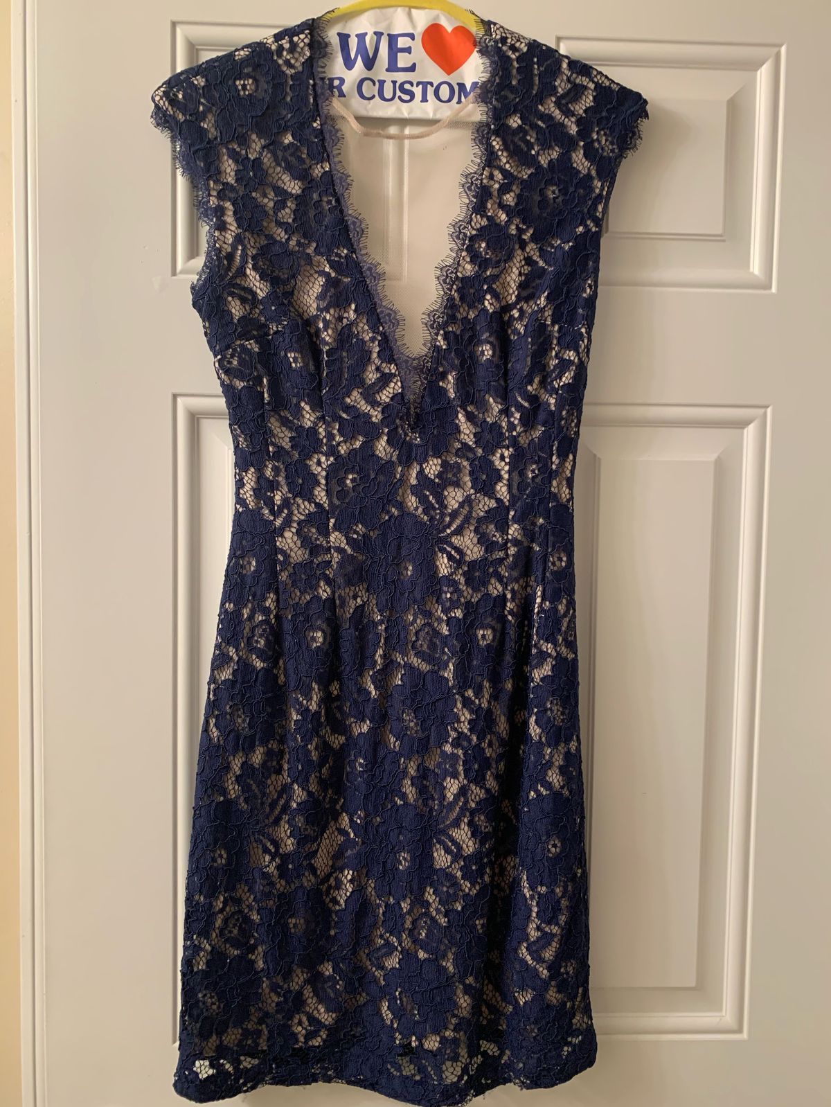Size 4 Navy Blue Cocktail Dress on Queenly