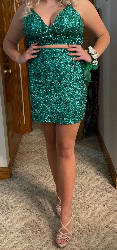 Sherri Hill Size 10 Homecoming Green Cocktail Dress on Queenly