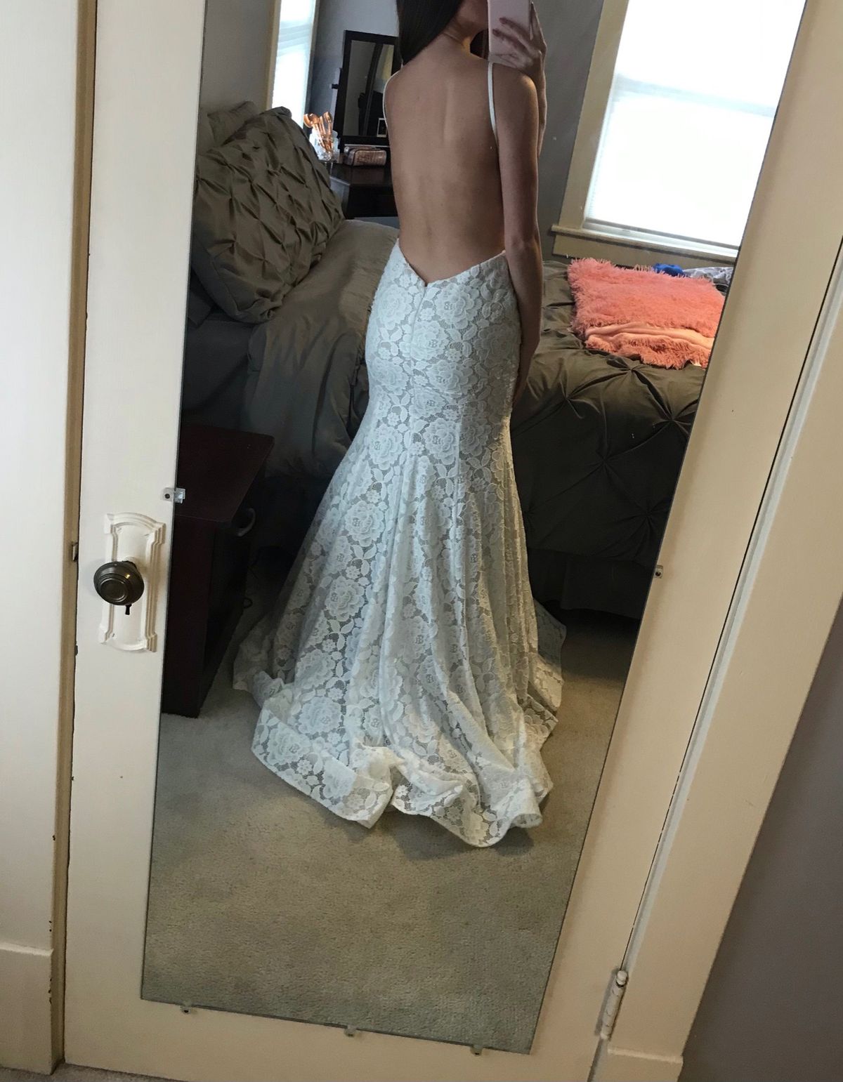 La Femme Size 6 Wedding Lace White Mermaid Dress on Queenly