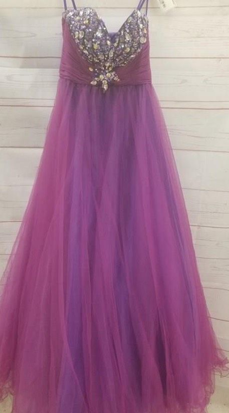 Size 2 Purple Ball Gown on Queenly