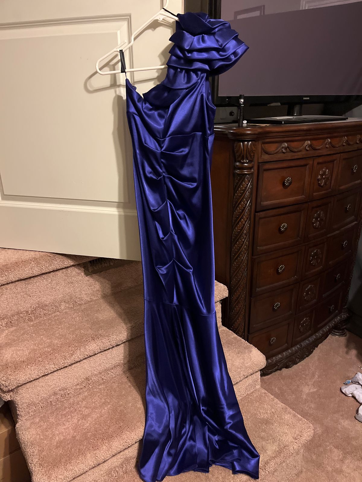Size 8 Satin Purple Mermaid Dress on Queenly