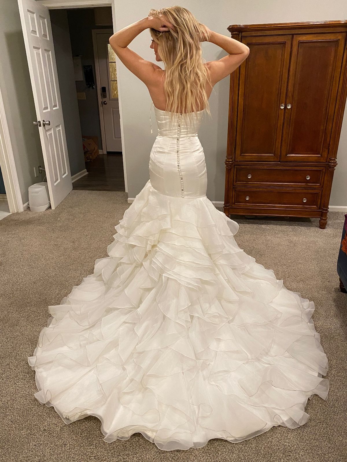 Size 00 Wedding Strapless Satin White Mermaid Dress on Queenly