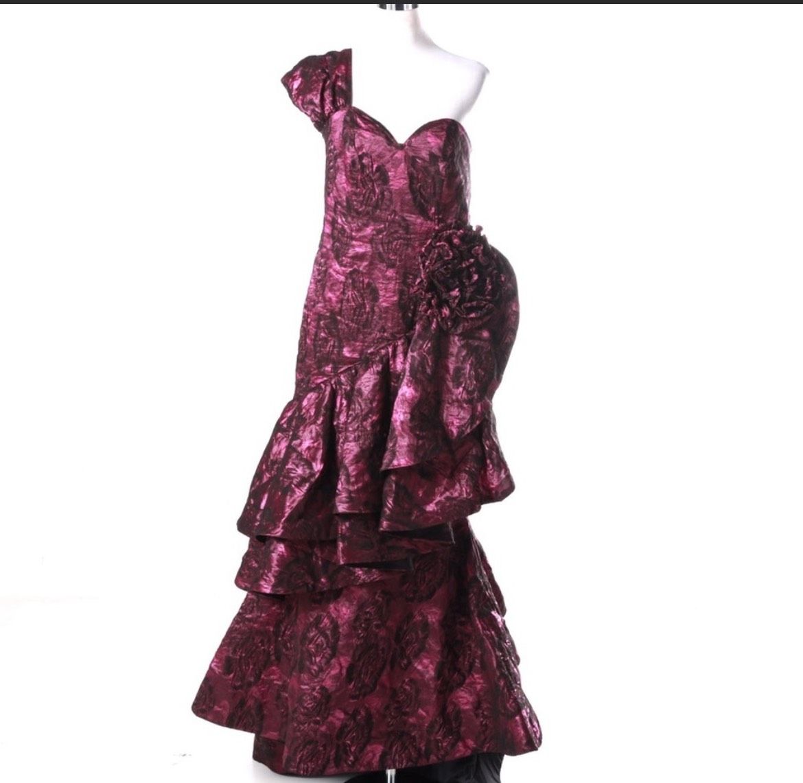 Size 10 Prom Cap Sleeve Floral Burgundy Red Ball Gown on Queenly