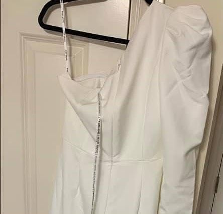 Size 10 White Formal Jumpsuit on Queenly