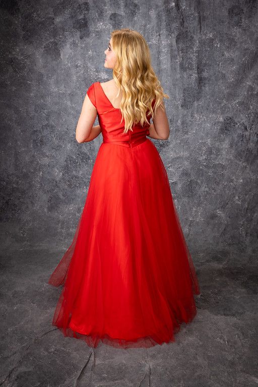Style Ella Madison James Size 4 Prom Satin Red A-line Dress on Queenly