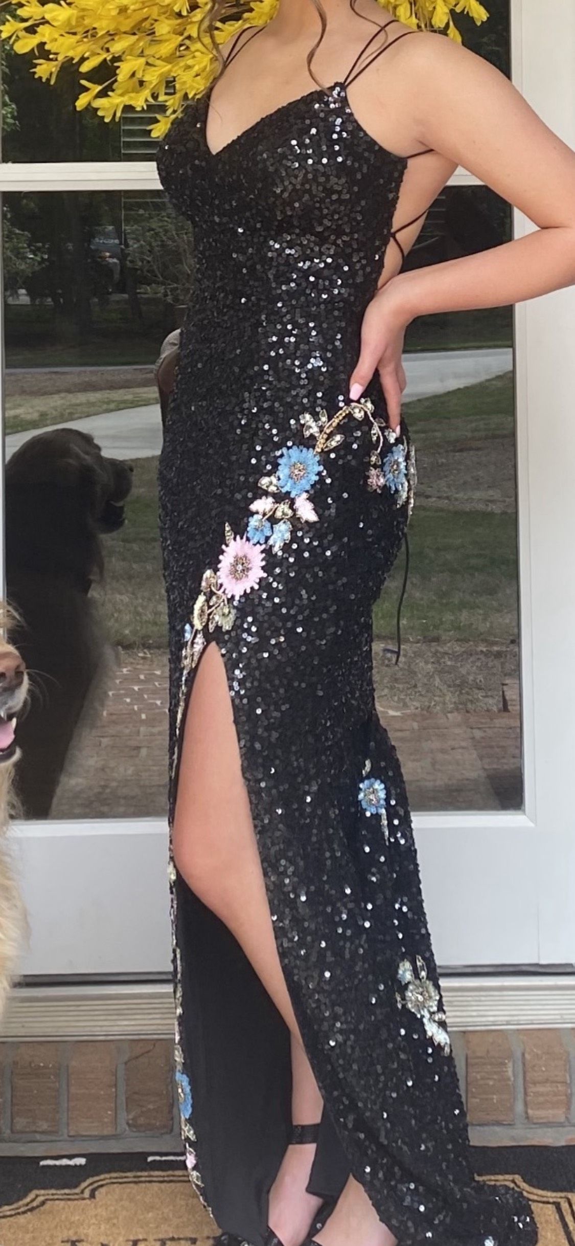 Sherri Hill Size 2 Prom Sequined Black A-line Dress on Queenly