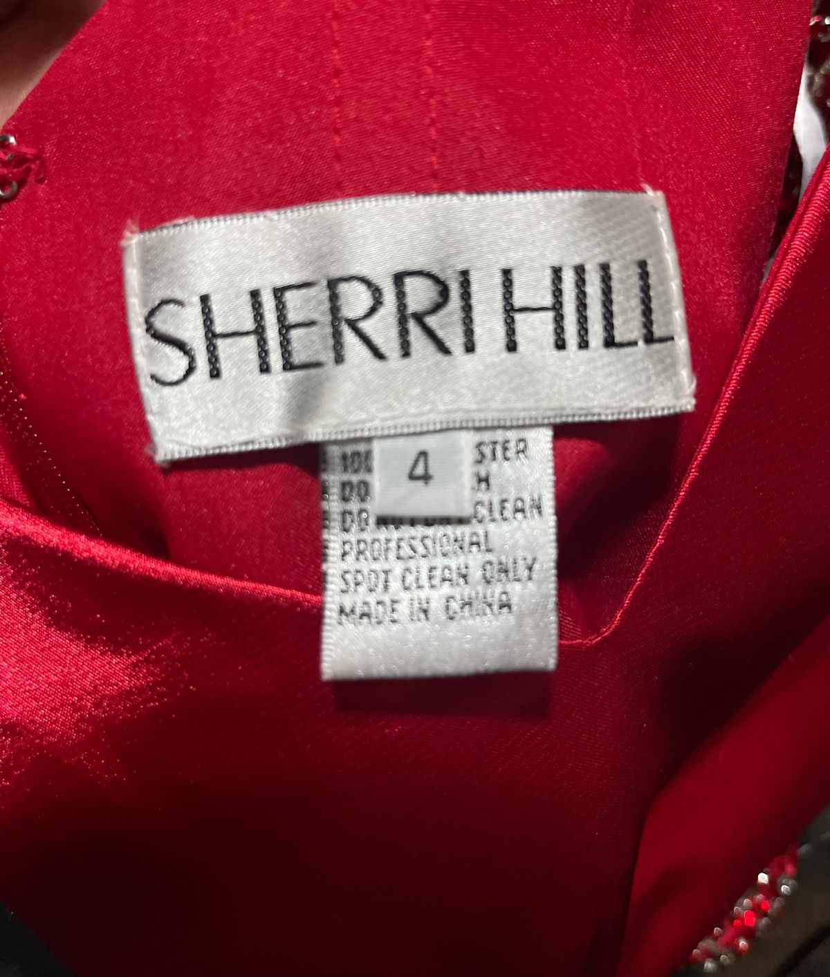 Sherri Hill Size 4 Off The Shoulder Sequined Emerald Red Side Slit Dress on Queenly