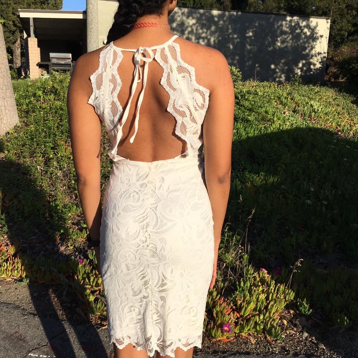 Size 2 Halter Lace White Cocktail Dress on Queenly