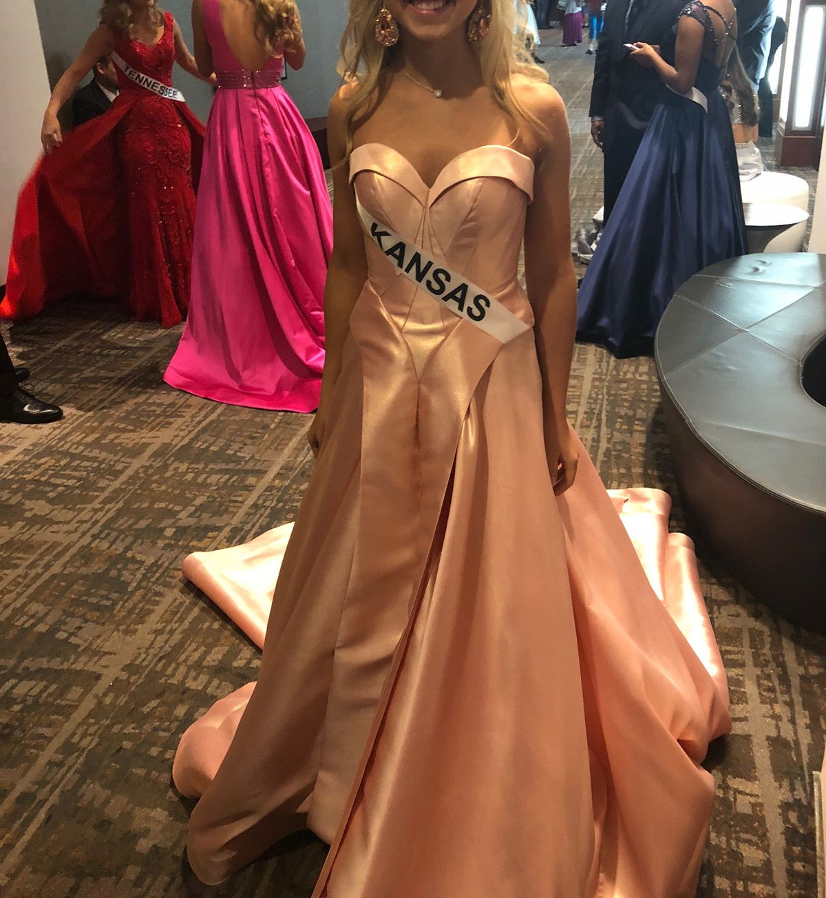 Mac Duggal Size 0 Pageant Rose Gold Ball Gown on Queenly
