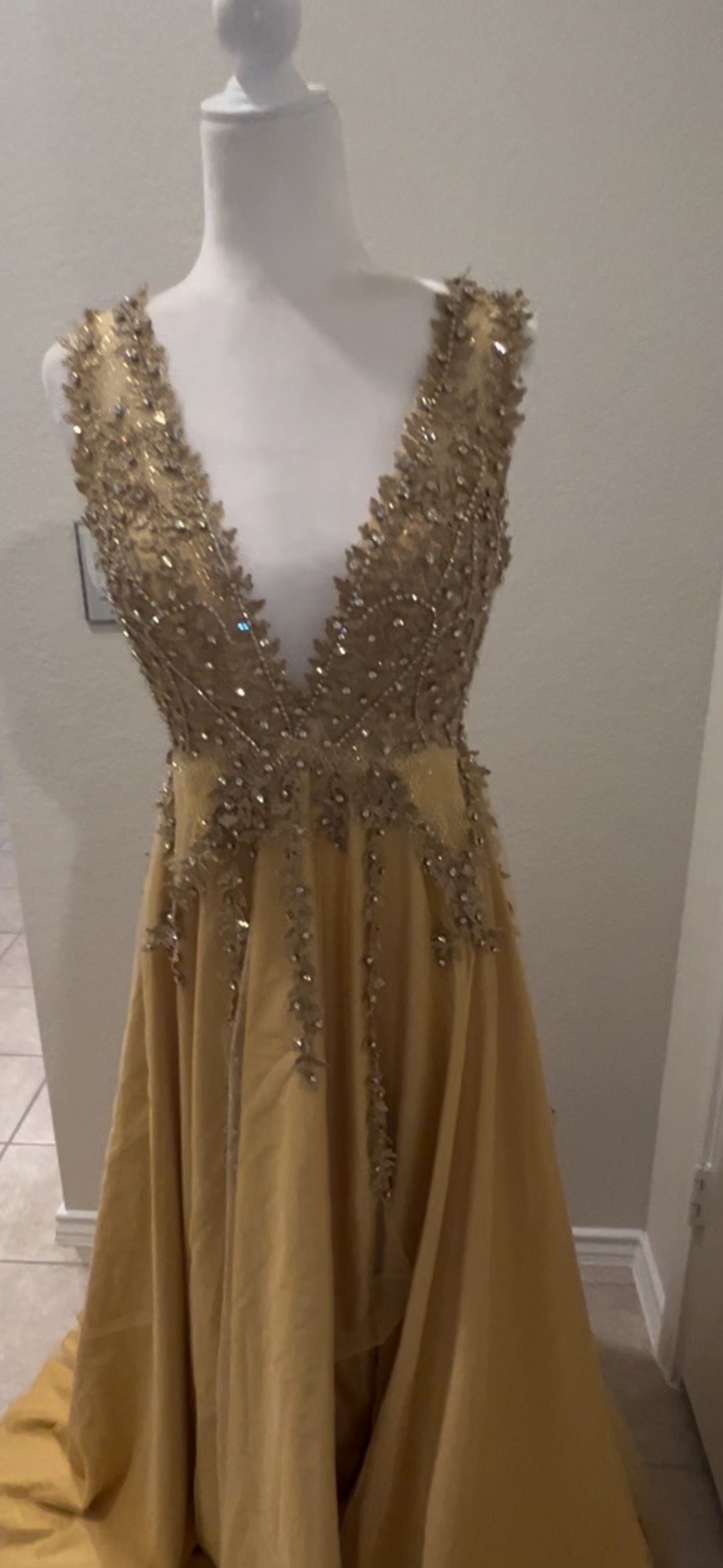 Size 6 Gold Ball Gown on Queenly