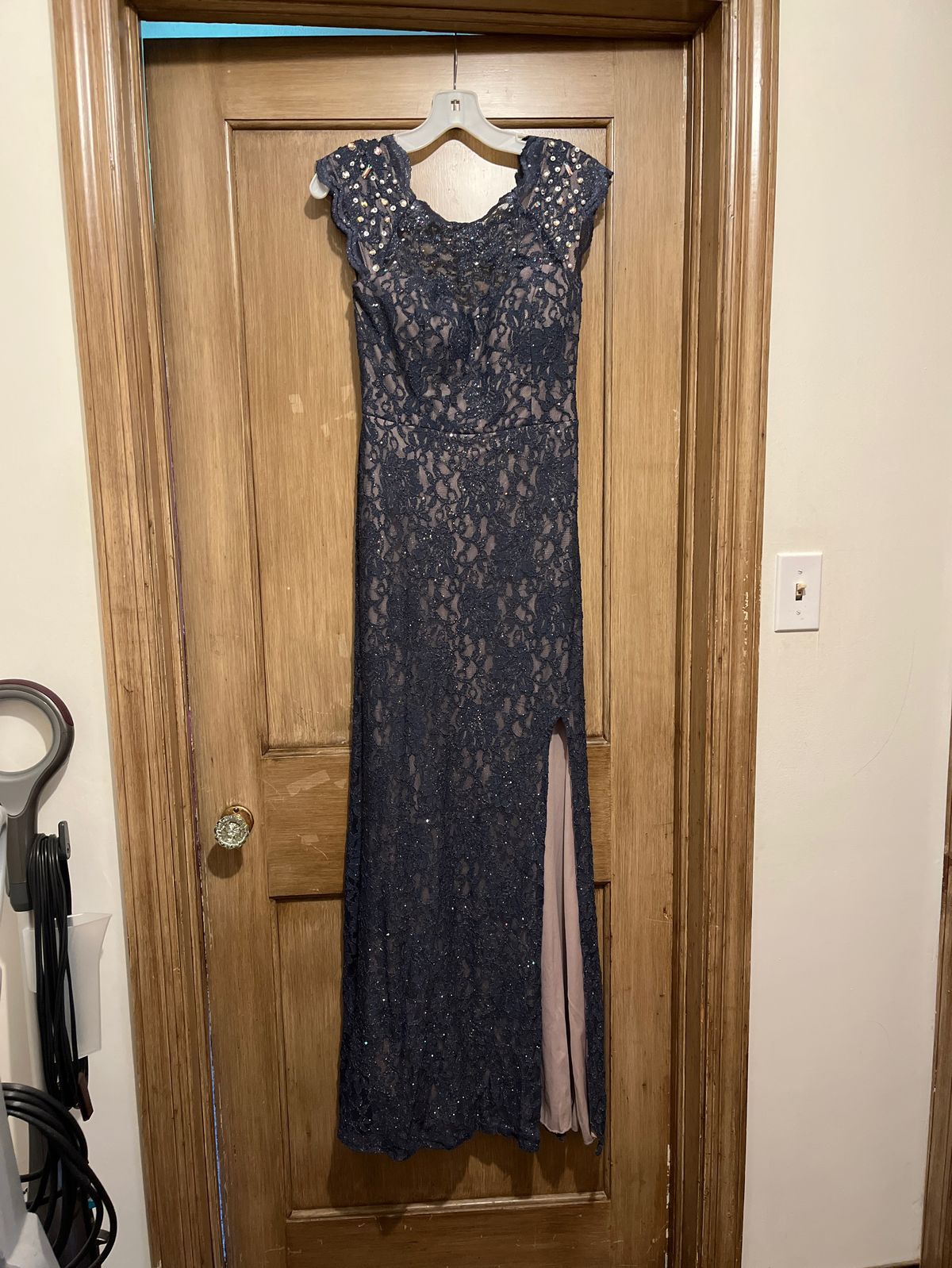 Size 12 Prom Lace Navy Blue Side Slit Dress on Queenly
