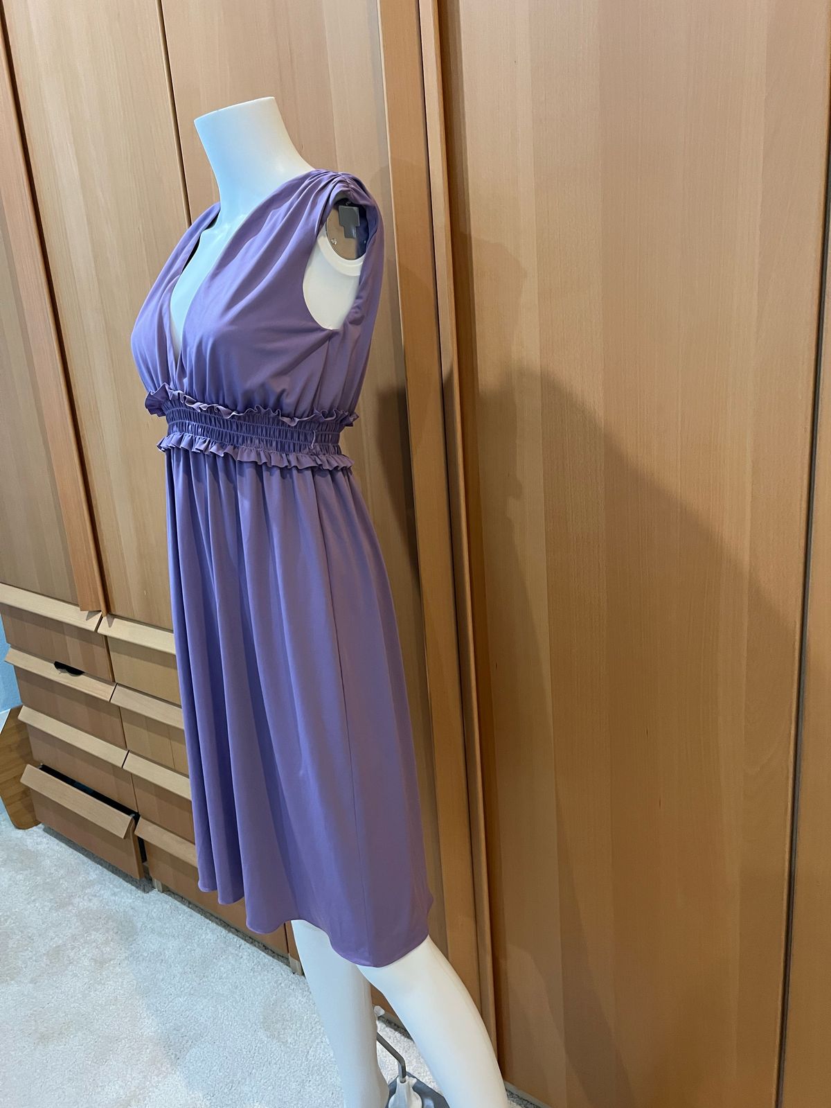 Vera Wang Size 6 Wedding Guest Purple A-line Dress on Queenly