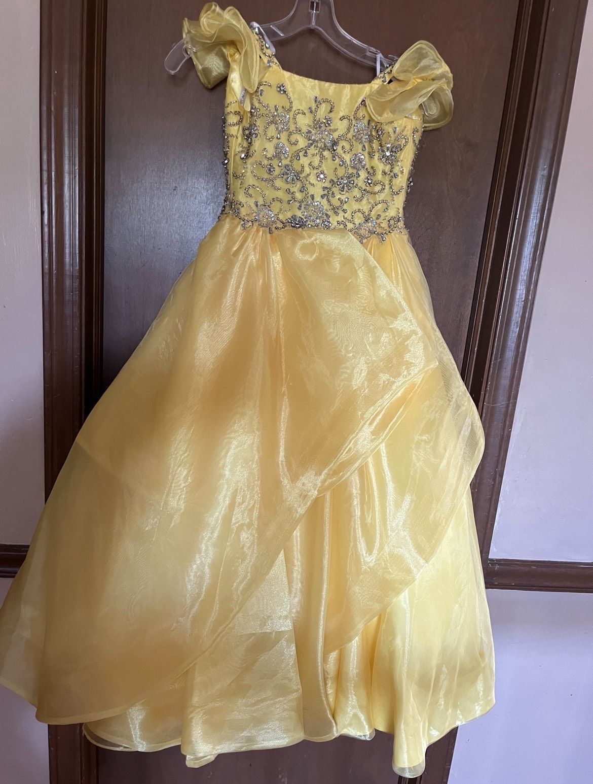 Rachel Allan Perfect Angels Girls Size 4 Yellow Ball Gown on Queenly
