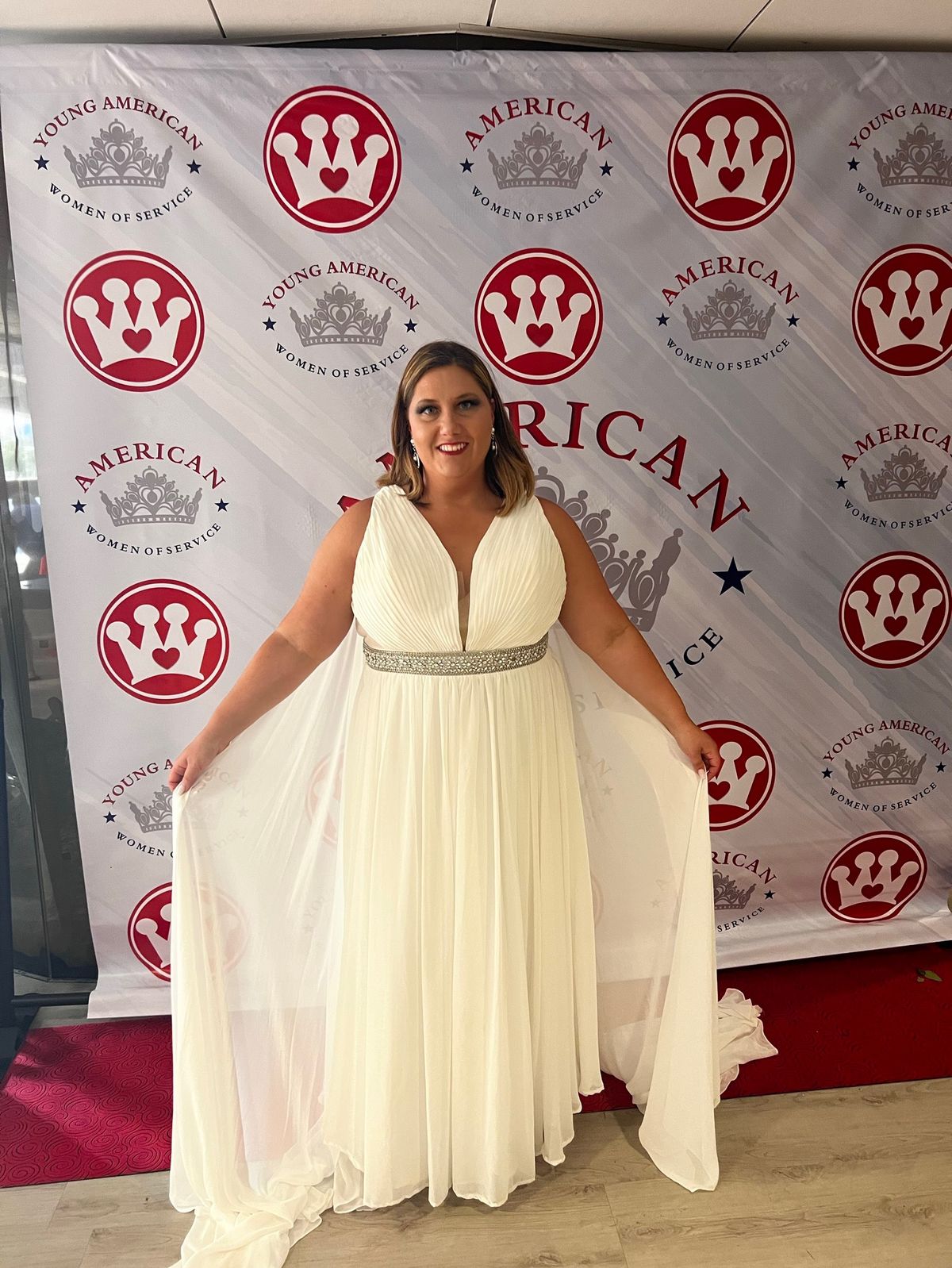 Plus Size 20 Pageant White Floor Length Maxi on Queenly