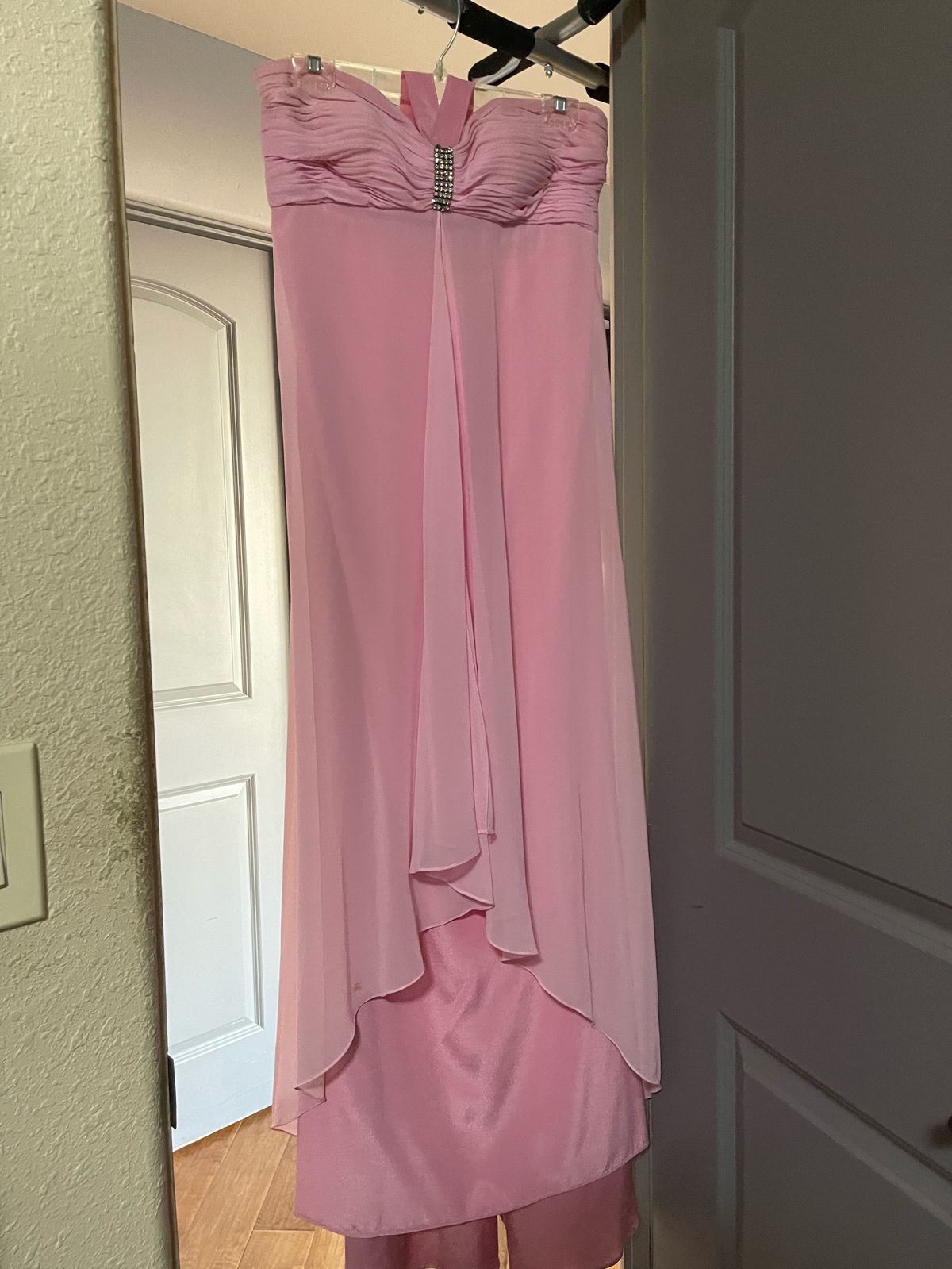 Size 10 Prom Strapless Light Pink Cocktail Dress on Queenly
